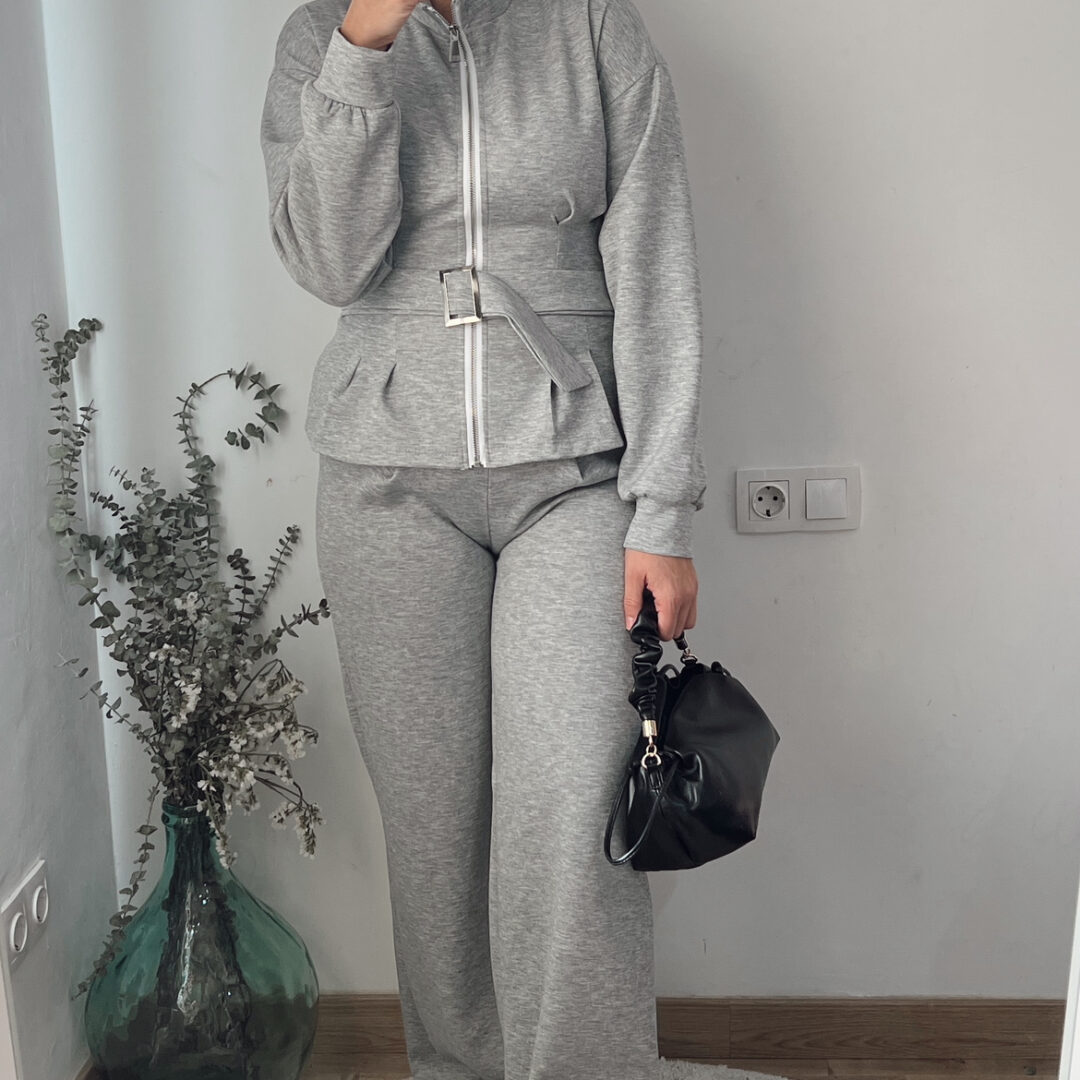 Conjunto chandal cinturón